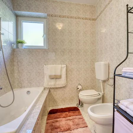 Valy By Interhome Apartman Lovran