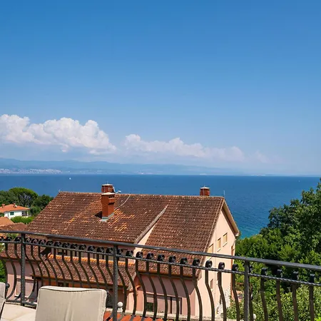 Valy By Interhome Apartament Lovran