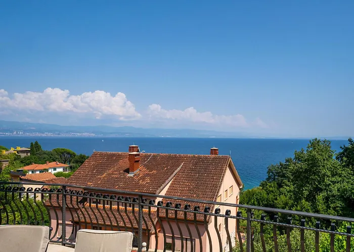 Valy By Interhome Διαμέρισμα Lovran